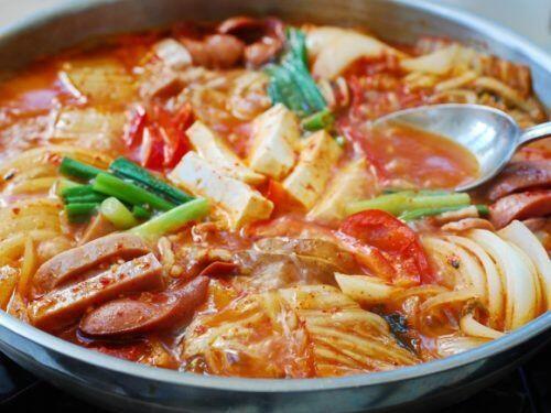 SN05. Budae jjigye